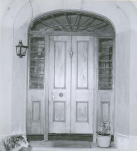 Photograph of doorway at Strathelie